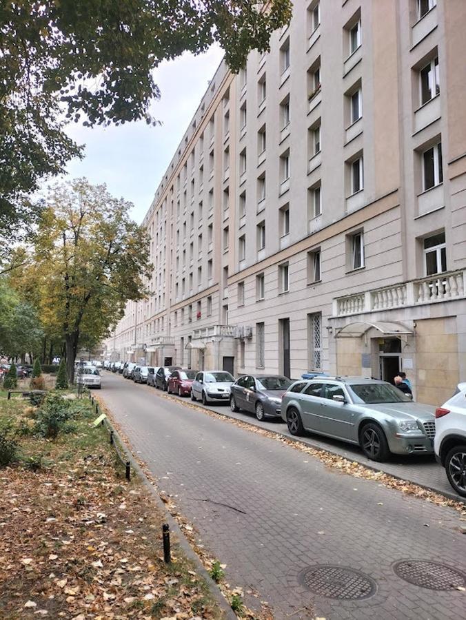 B10 Zasnij W Narnii Obok Sadu Al Solidarnosci Warszawa Eksteriør billede